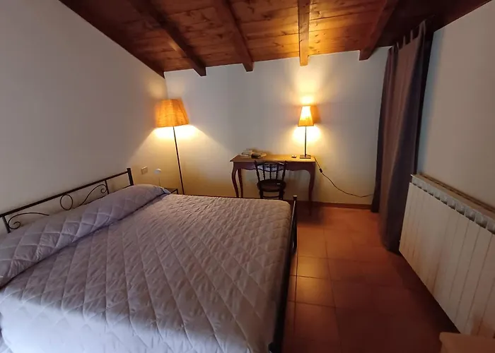 Casa Clotilde 펜션 베르바니아